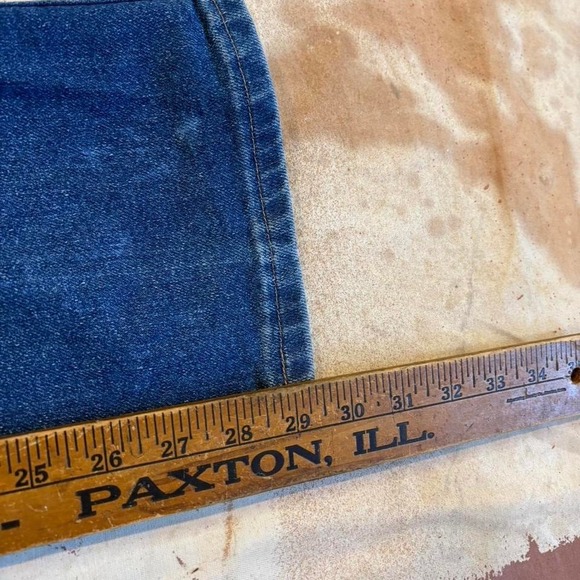 Vintage 1980s Beautifully faded Wrangler Jeans Measure 30x29 - Picture 6 of 6
